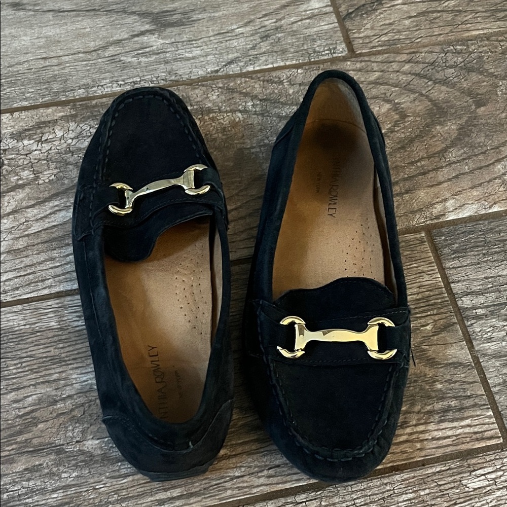 Cynthia Rowley navy blue velvet loafers